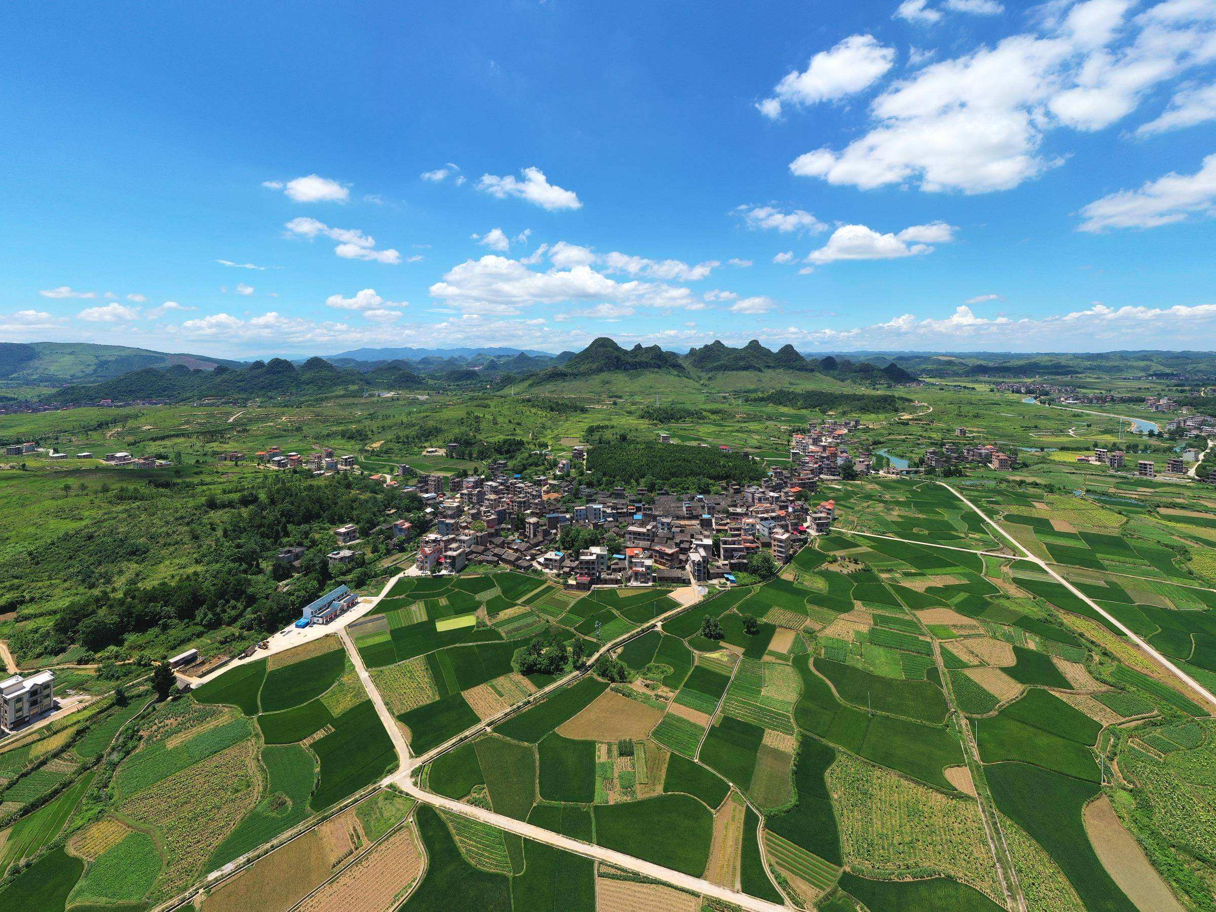 鄉(xiāng)村美景.jpeg 鄉(xiāng)村美景.jpeg