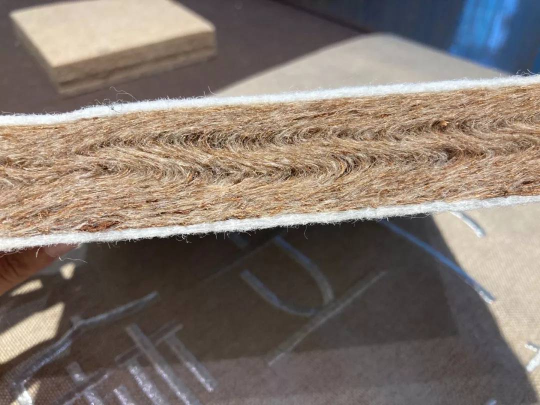 棕床墊發霉處理方法.jpeg 棕床墊發霉處理方法.jpeg