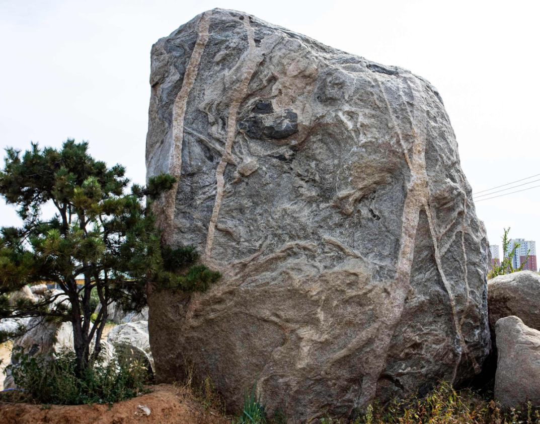 家居擺放泰山石敢當忌諱什么.png 家居擺放泰山石敢當忌諱什么.png