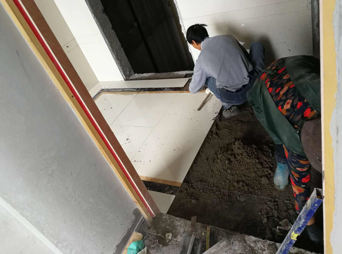 地磚鋪貼的施工工藝 (2).png 地磚鋪貼的施工工藝 (2).png