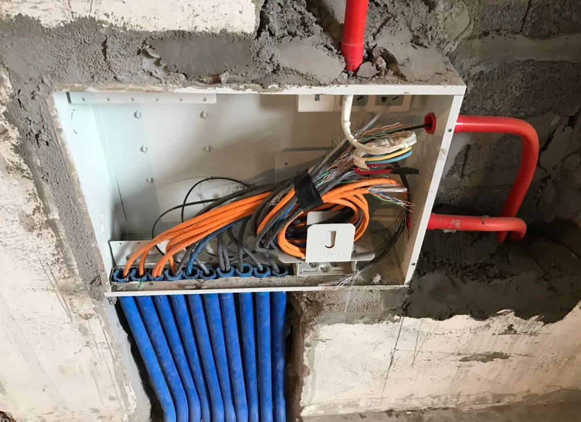 強電、弱電是怎么區分的.png 強電、弱電是怎么區分的.png